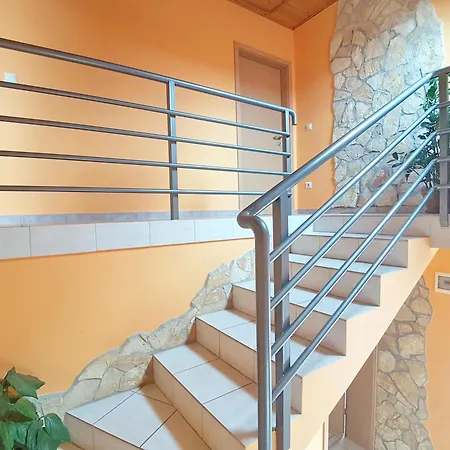 Apartment Aniko Nr 7 Vonyarcvashegy