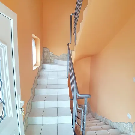 Aniko Nr 7 Apartment Vonyarcvashegy