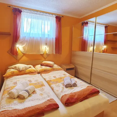 Aniko Nr 7 Apartment