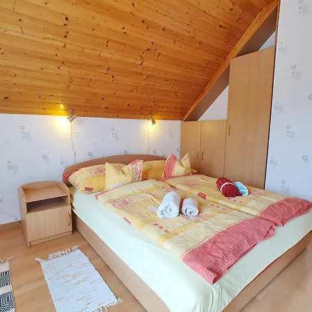 Aniko Nr 7 * Vonyarcvashegy