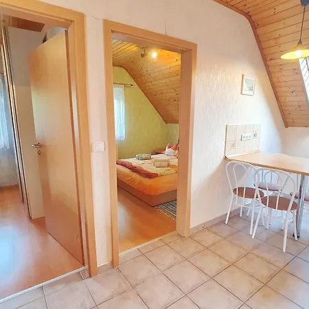 Apartment Aniko Nr 7 *